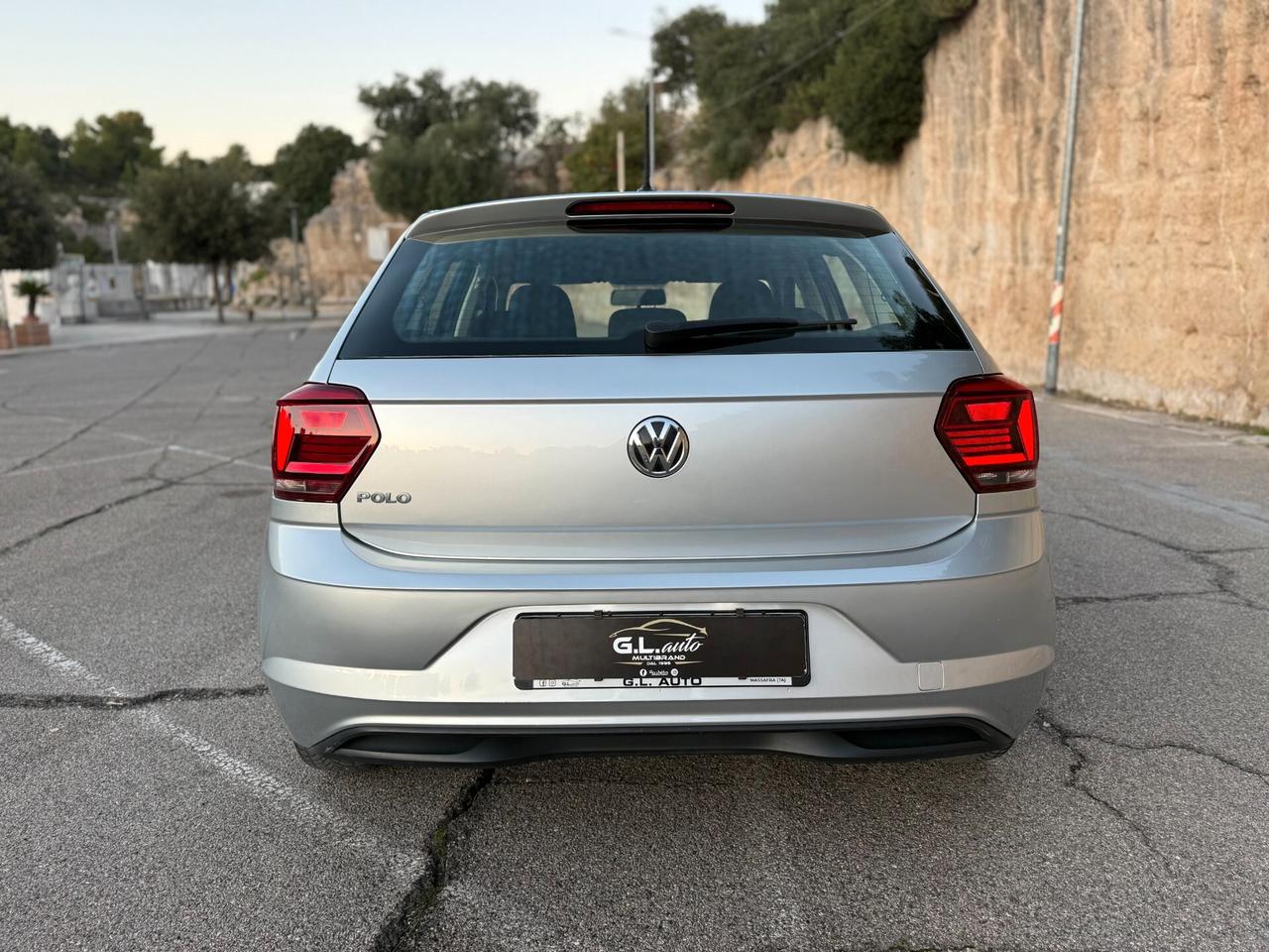 Volkswagen Polo/1.6 TDI 80CV/NEOPATENTATI/LED/5 POSTI