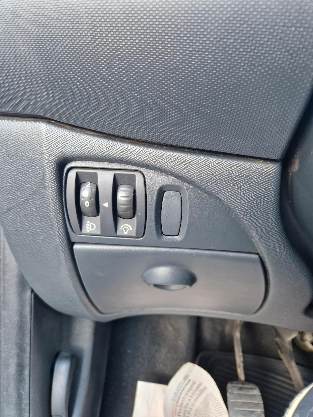 Renault Twingo 1.2 B+ Van