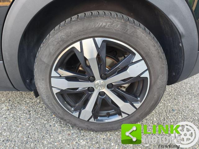 PEUGEOT 3008 BlueHDi 120 S&S Allure