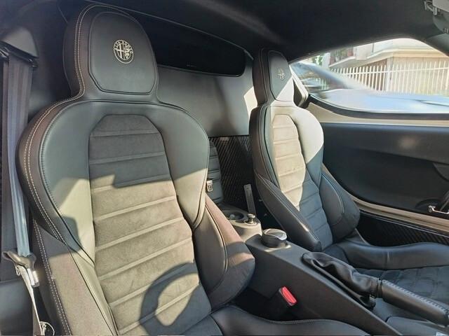 Alfa Romeo 4C COUPE' LAUNCH EDITION 353/500, TAGLIANDATA, KIT ACCESSORI COMPLETO