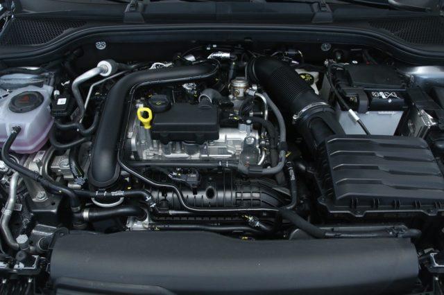 SKODA Kamiq 1.0 TSI 130 Edition Neopatentati
