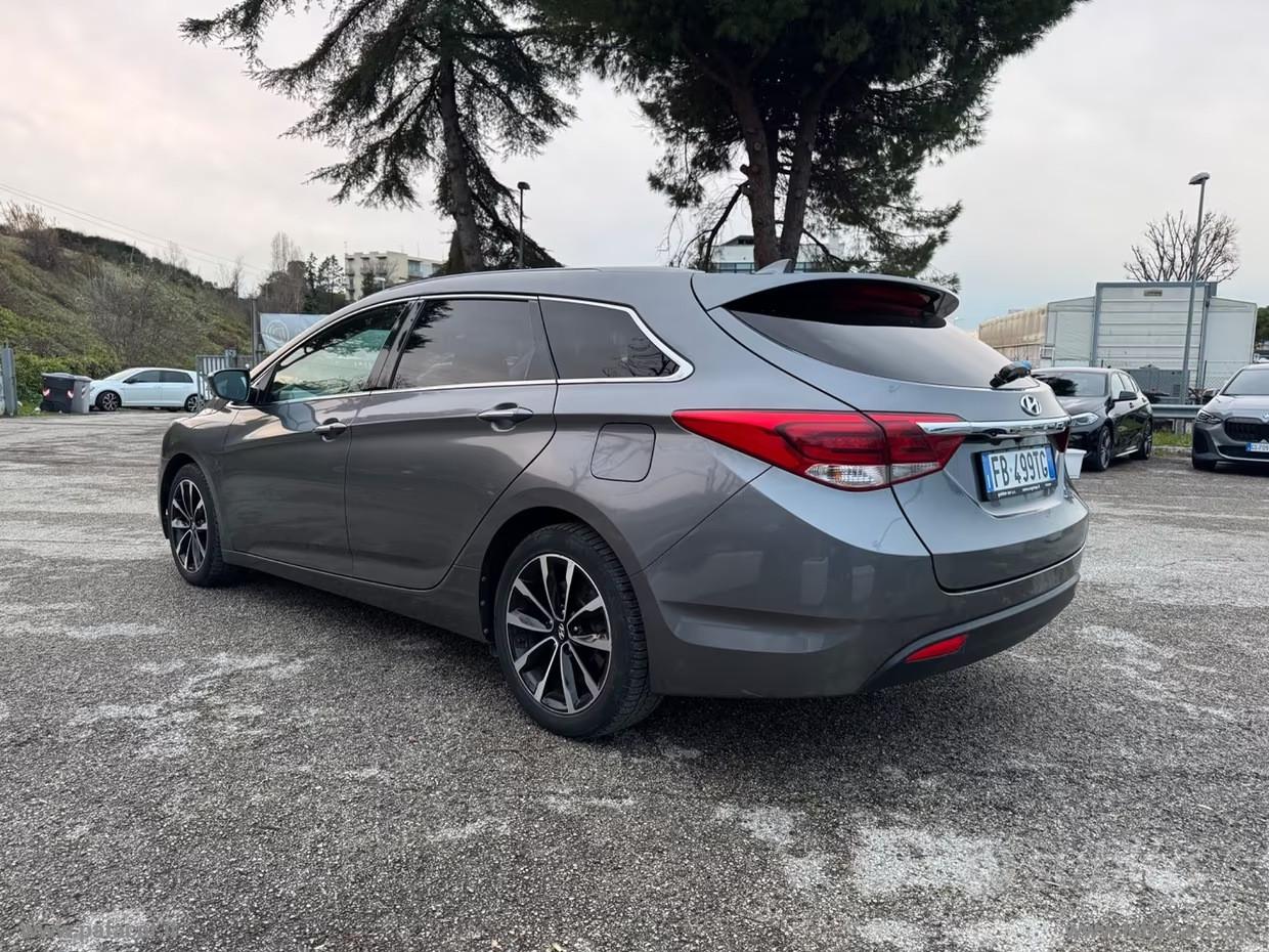 HYUNDAI i40 Wagon 1.7 CRDi 141 CV 7DCT Style
