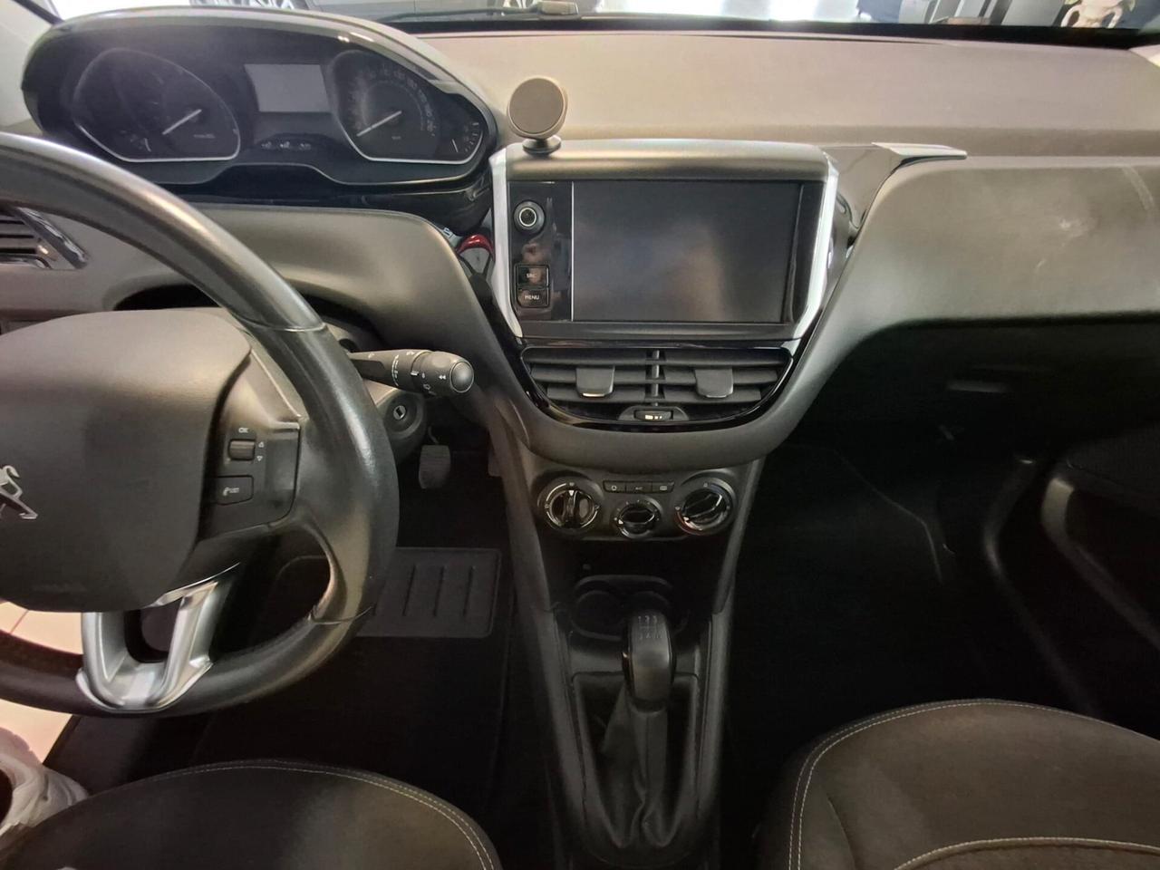 Peugeot 208 BlueHDi 75 5 porte Allure