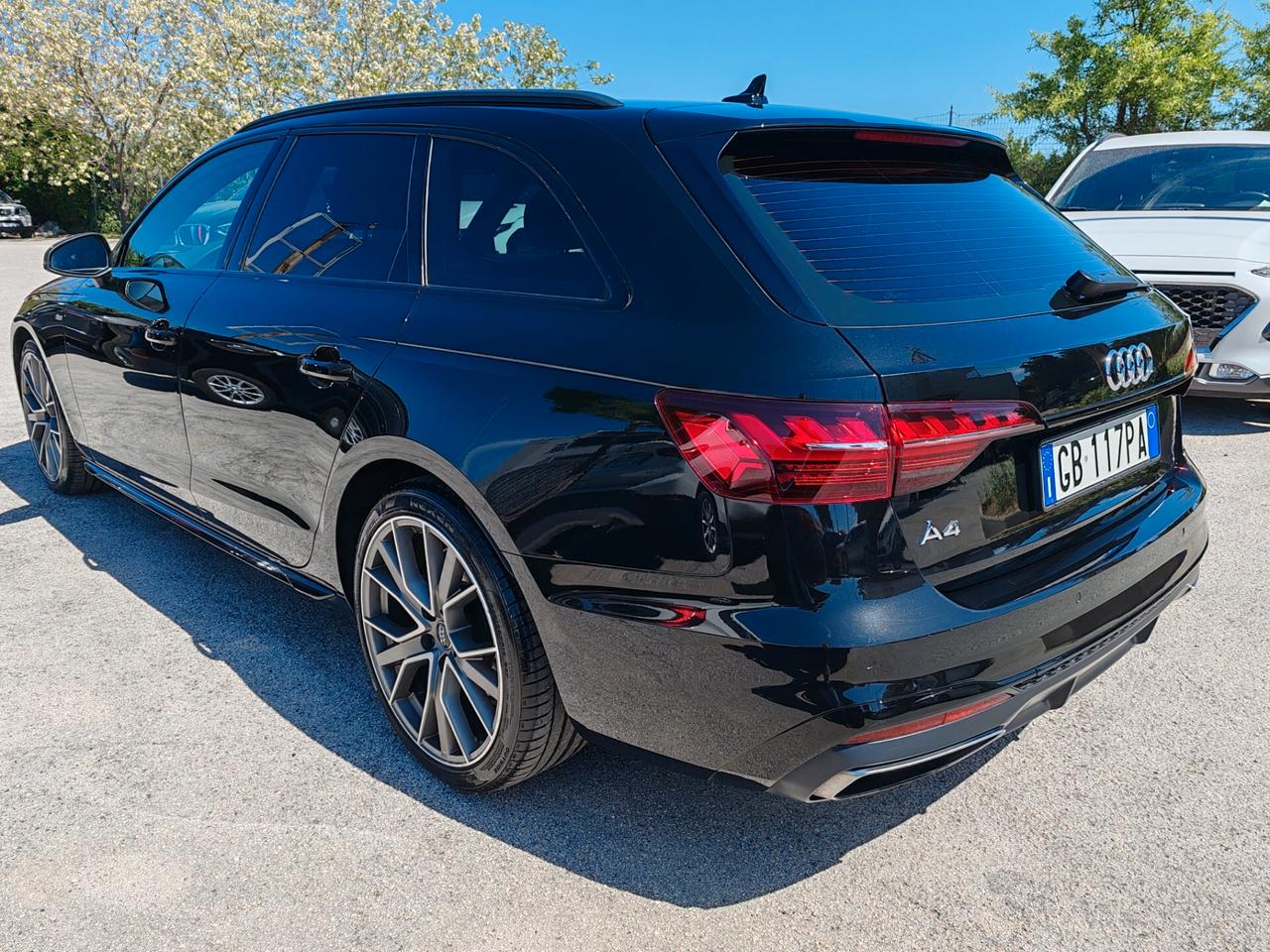 Audi A4 Avant 35 TDI/163 CV S tronic S line edition