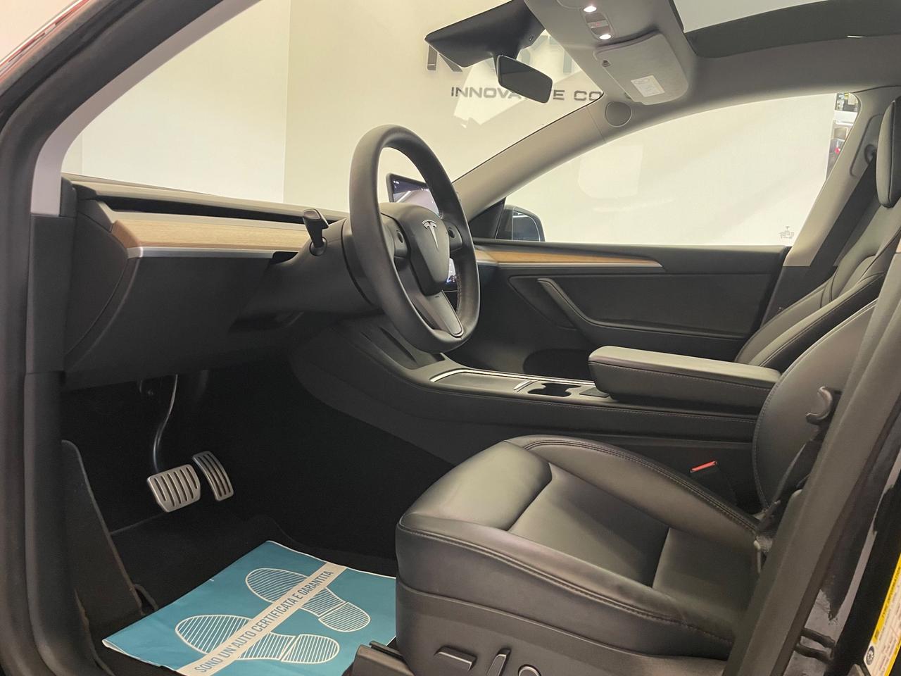 Tesla Model Y AWD Performance