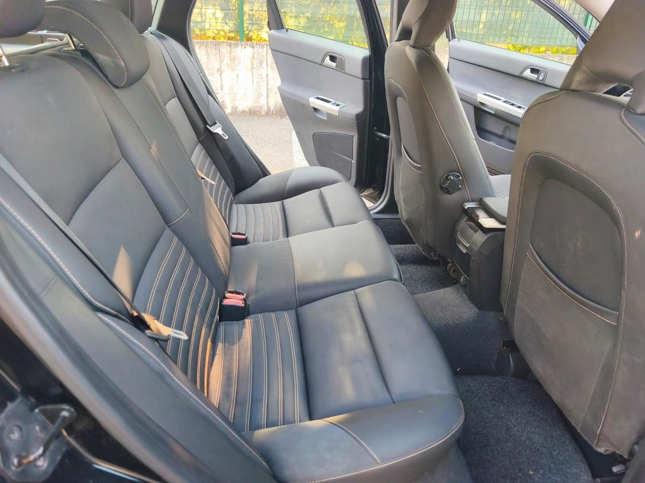 Volvo V50 SW 2011----1.6 Diesel