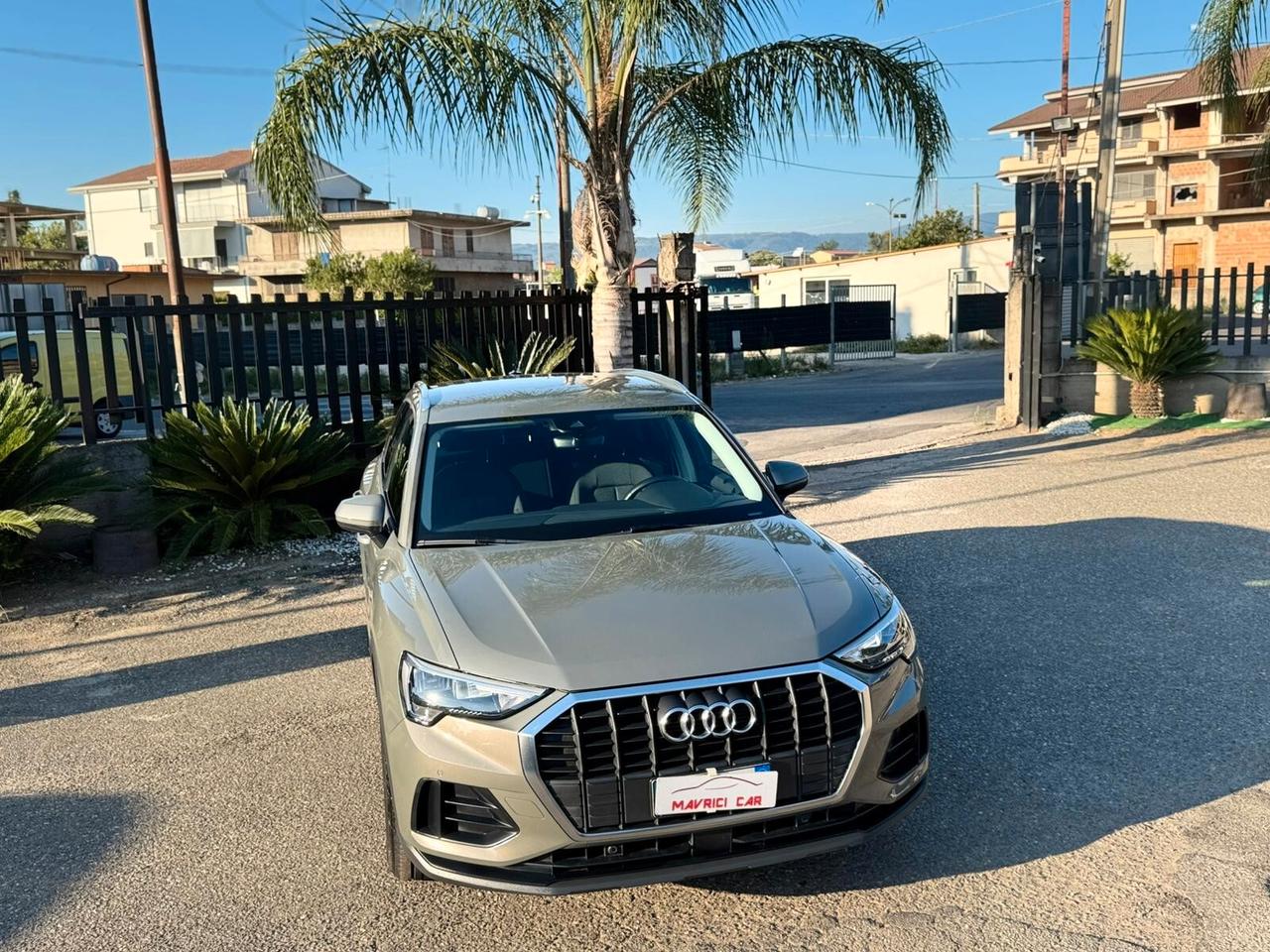 Audi Q3 35 TDI S tronic Business Advanced