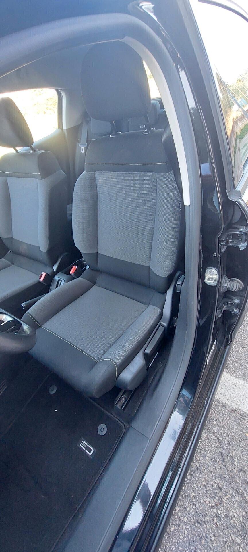 C3 MOD.SHINE 1,2 BENZINA/GPL DI SERIE CASA MADRE NAVIGATORE TELEFONO SENSORI STRAFULL OPTIONAL