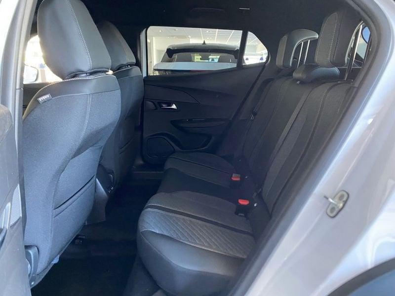 Peugeot 2008 2008 PureTech 100 S&S Allure