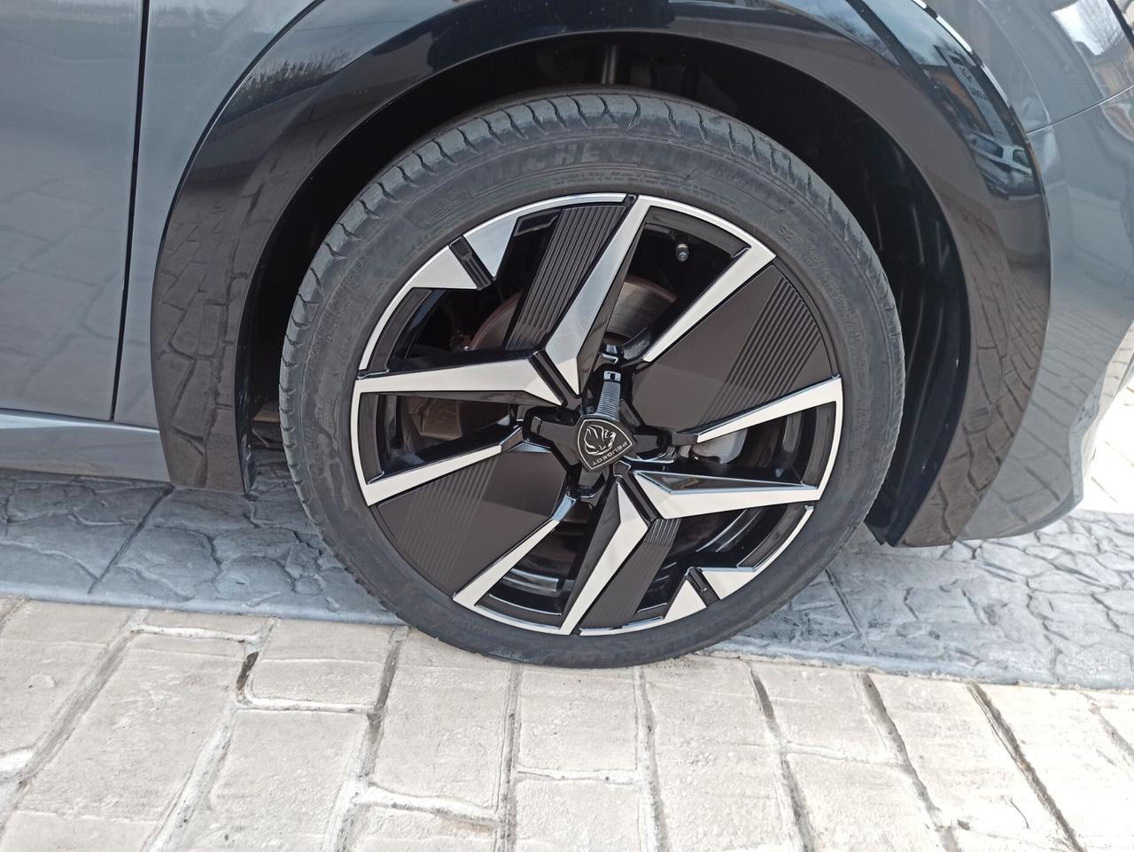 Peugeot 208 1.2 100 cv GT 2024