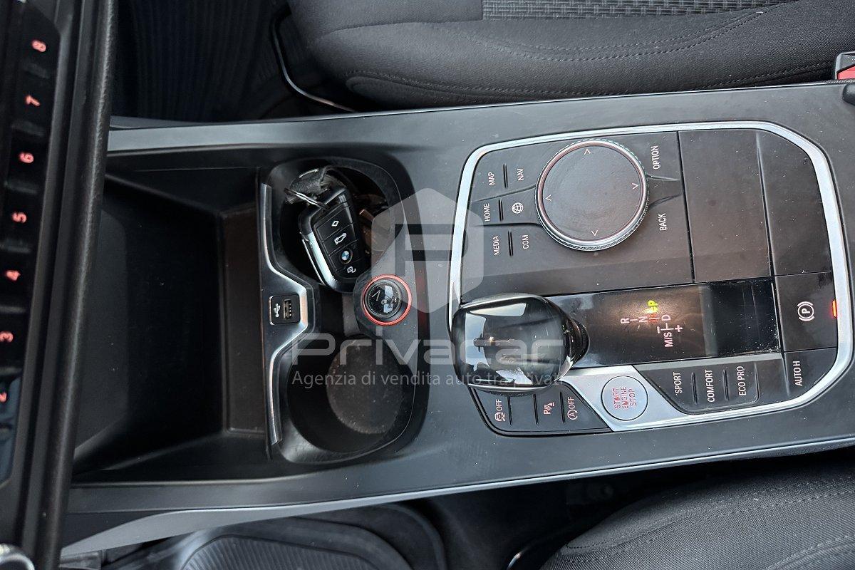BMW 116d 5p. Business Advantage