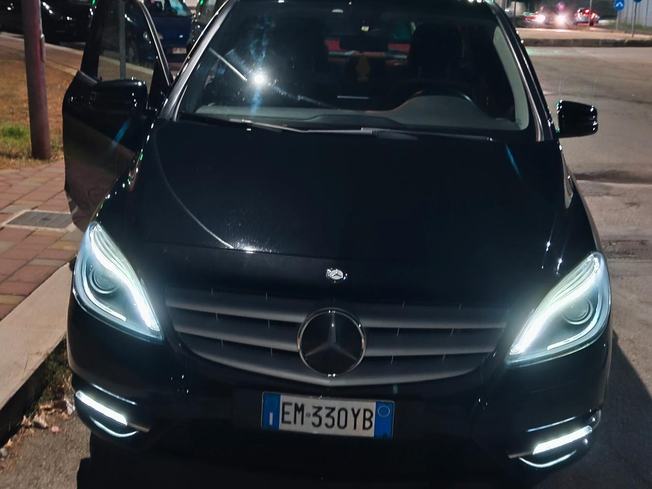 Mercedes-benz B 180 CDI BlueEFFICIENCY Executive