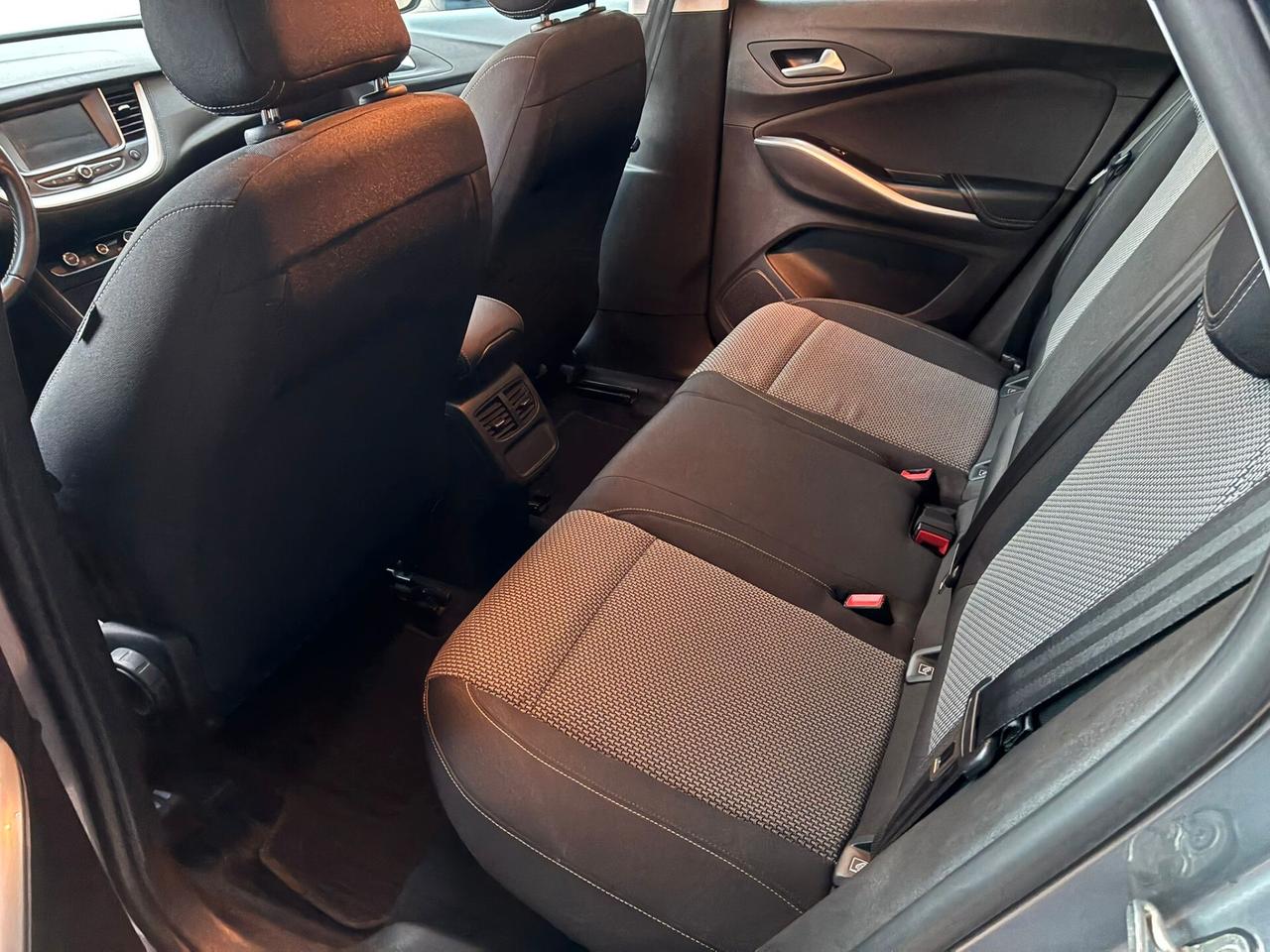 Opel Grandland X 1.5d perfetta garantita-2020