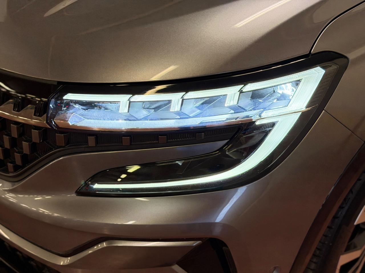 Renault Austral Full Hybrid E-Tech 200 CV Iconic