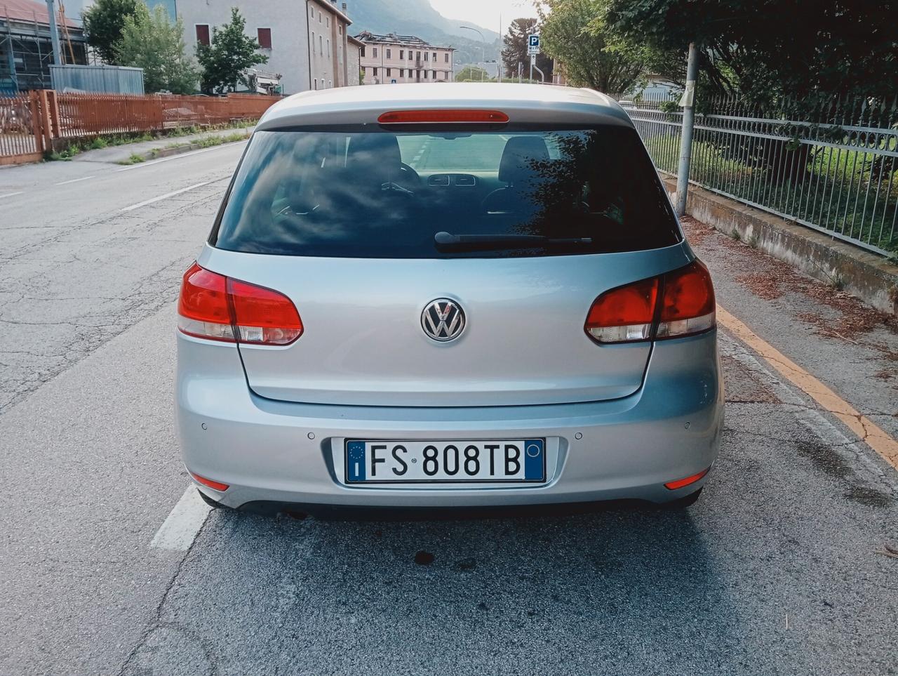 Volkswagen Golf 6 1.6 TDI DPF 5p. Highline