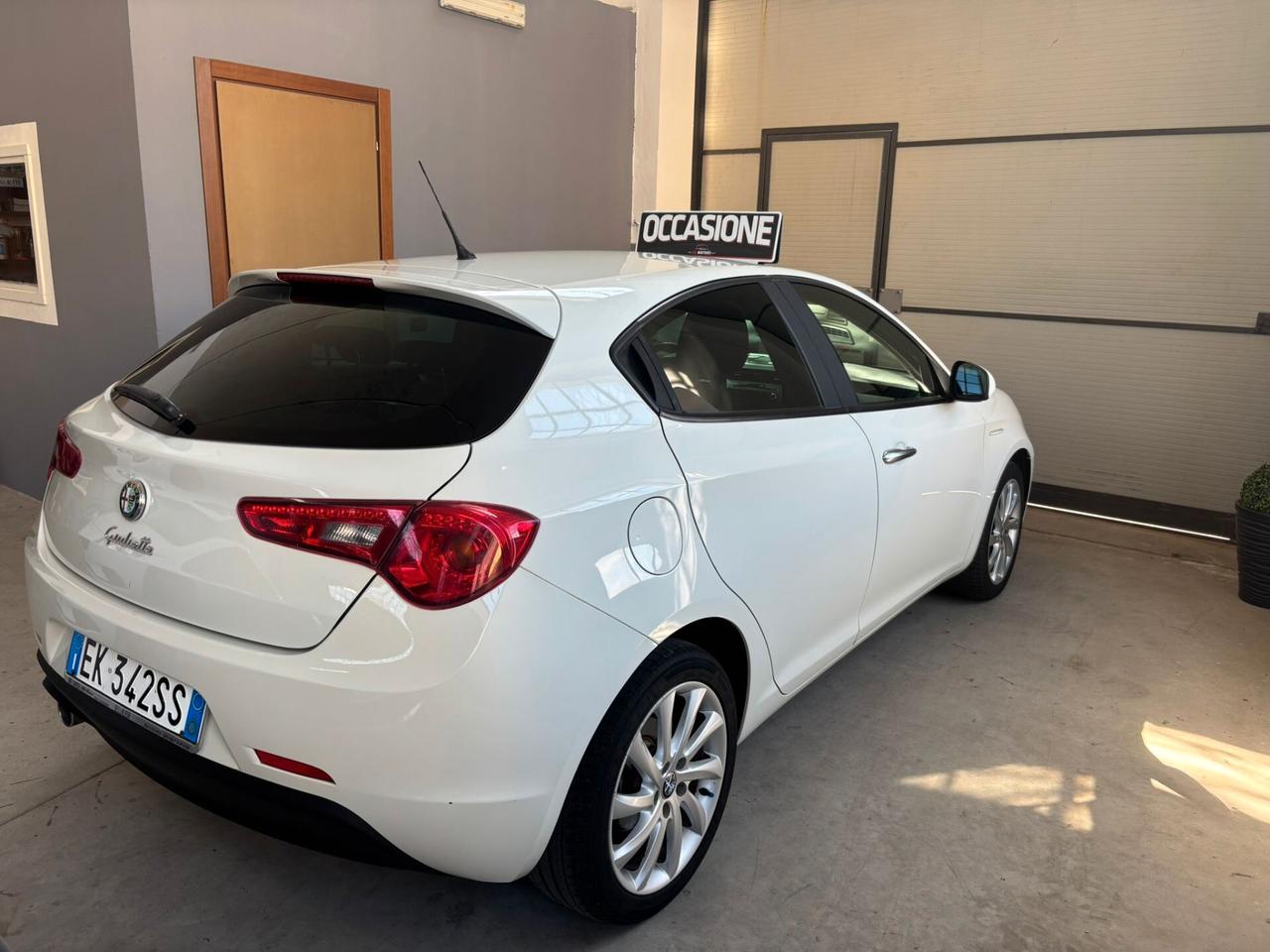 Alfa Romeo Giulietta 1.6 JTDm-2 105 CV Exclusive