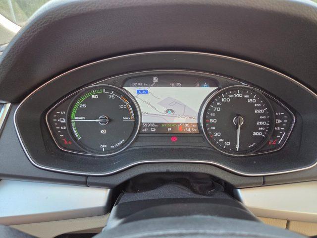 AUDI Q5 50 TFSI e quattro S tronic Business
