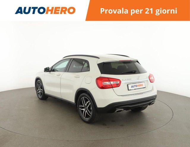 MERCEDES-BENZ GLA 200 CDI Sport