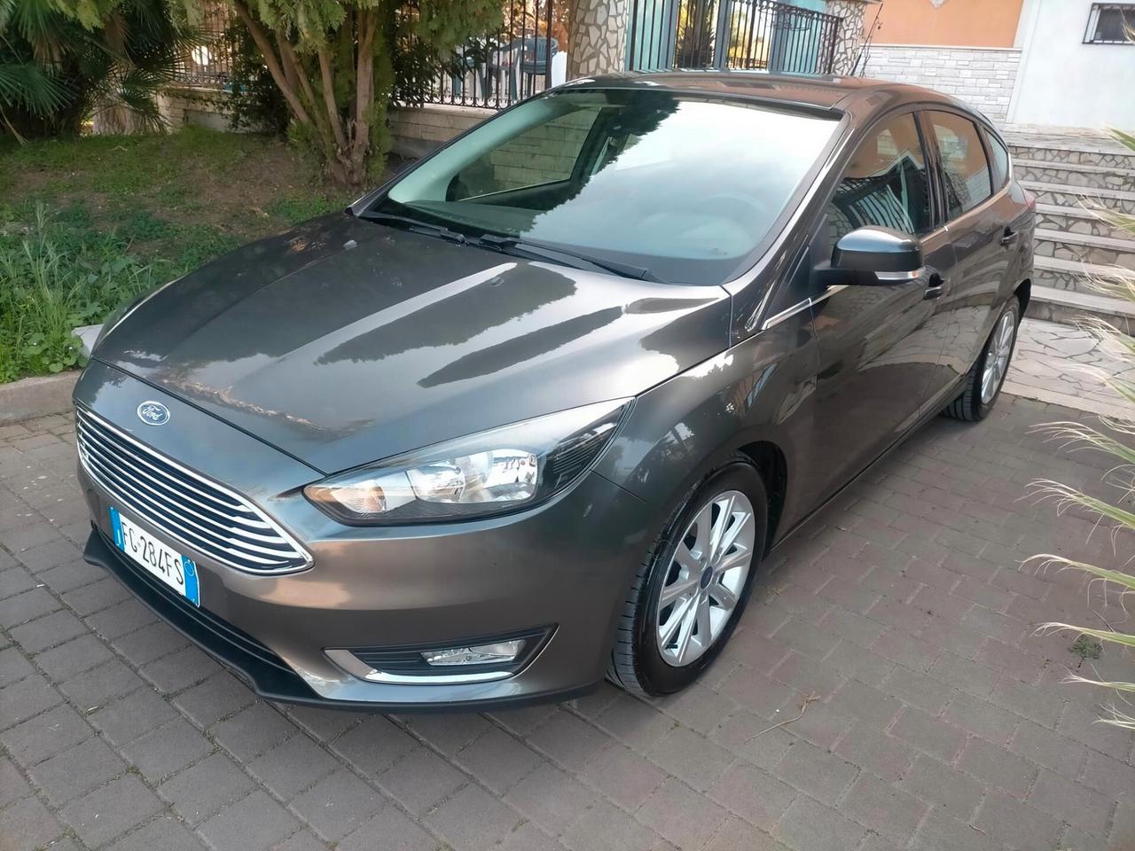 Ford Focus 1.5 TDCi 120 CV Start&Stop Powershift Titanium