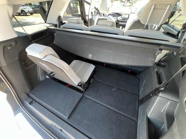 PEUGEOT 5008 BlueHDi 130 S&S EAT8 Allure