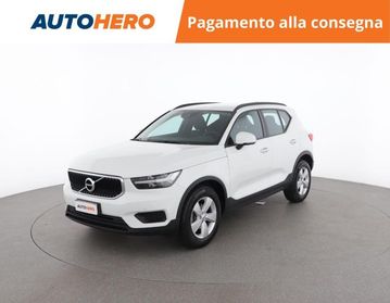 VOLVO XC40 T2 Momentum Core