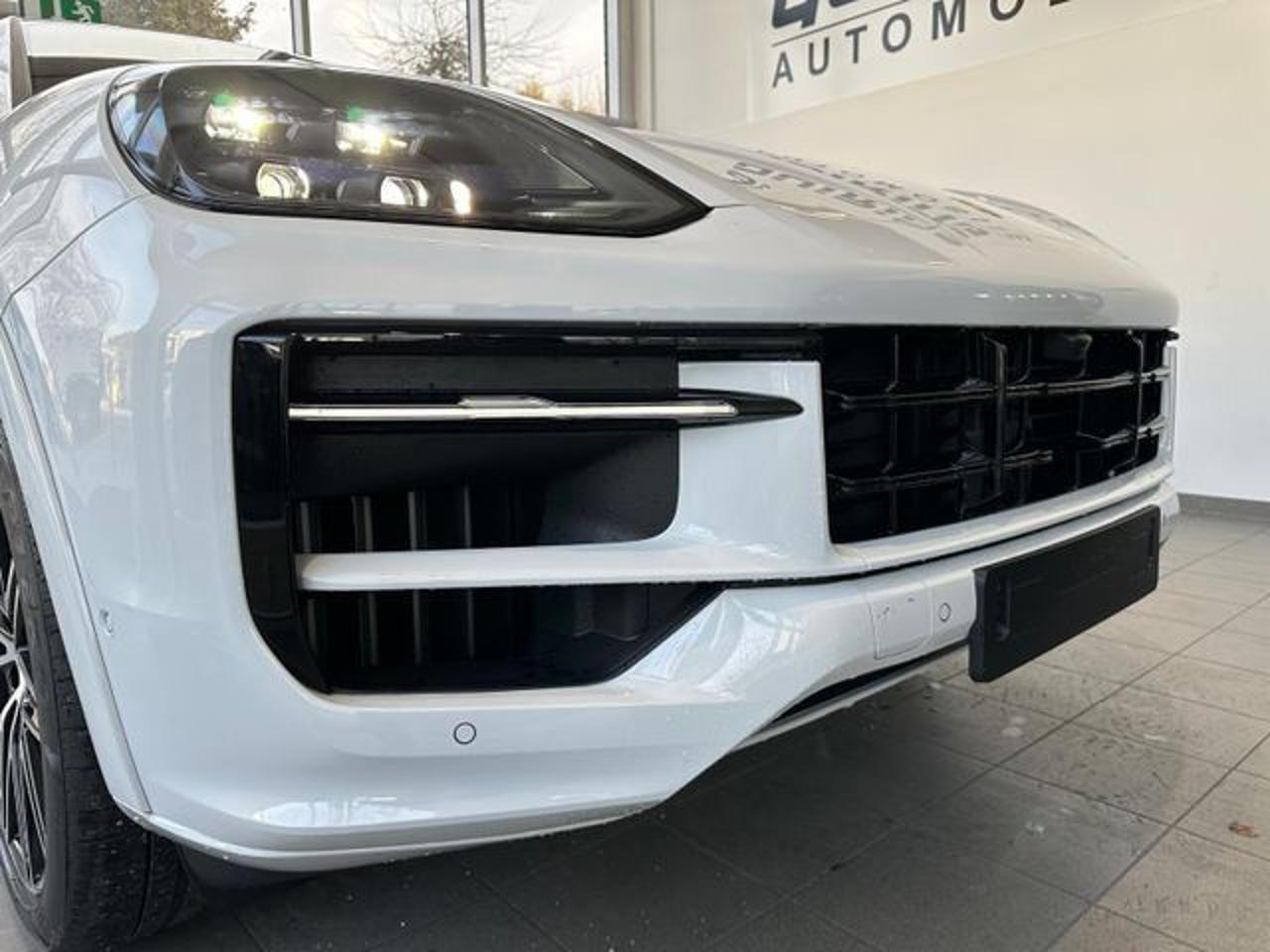 PORSCHE Cayenne Coupé 3.0 V6*Matrix-Bose-Ordinabile*