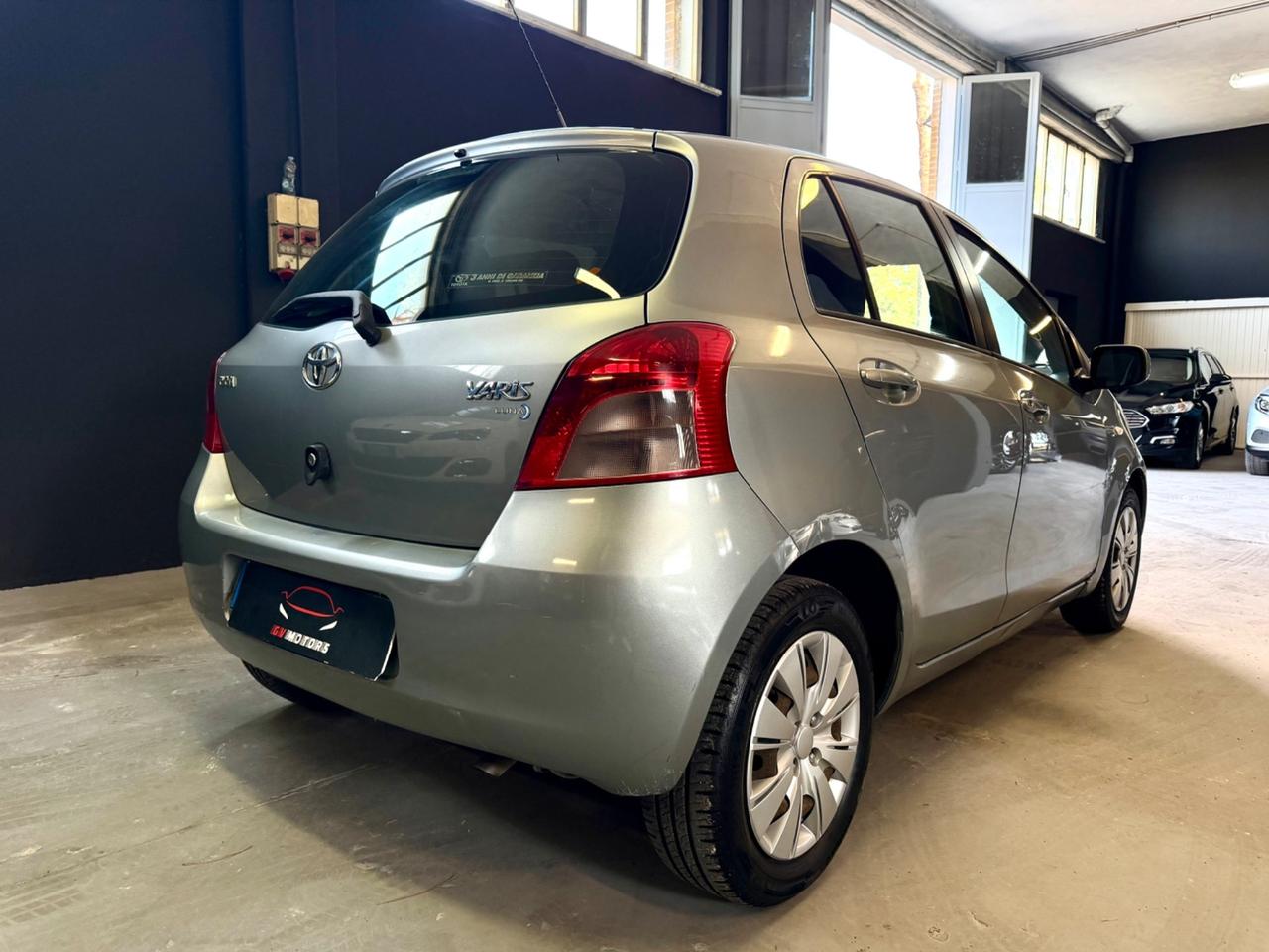 Toyota Yaris 1.3 Benzina - CAMBIO AUTOMATICO