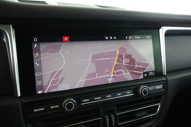 PORSCHE Macan Macan