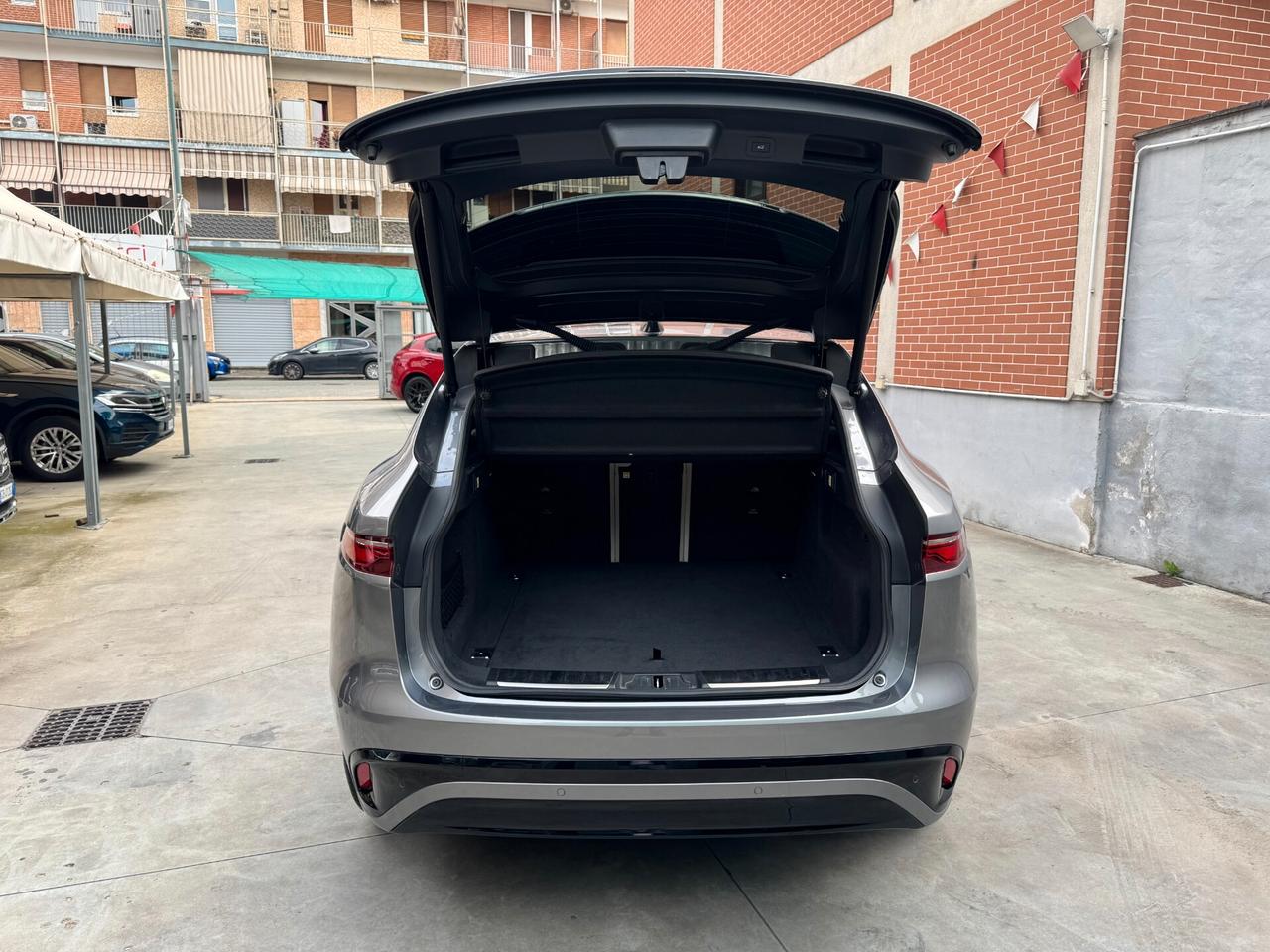 Jaguar F-Pace 2.0 D 204 CV AWD aut. R-Dynamic Black
