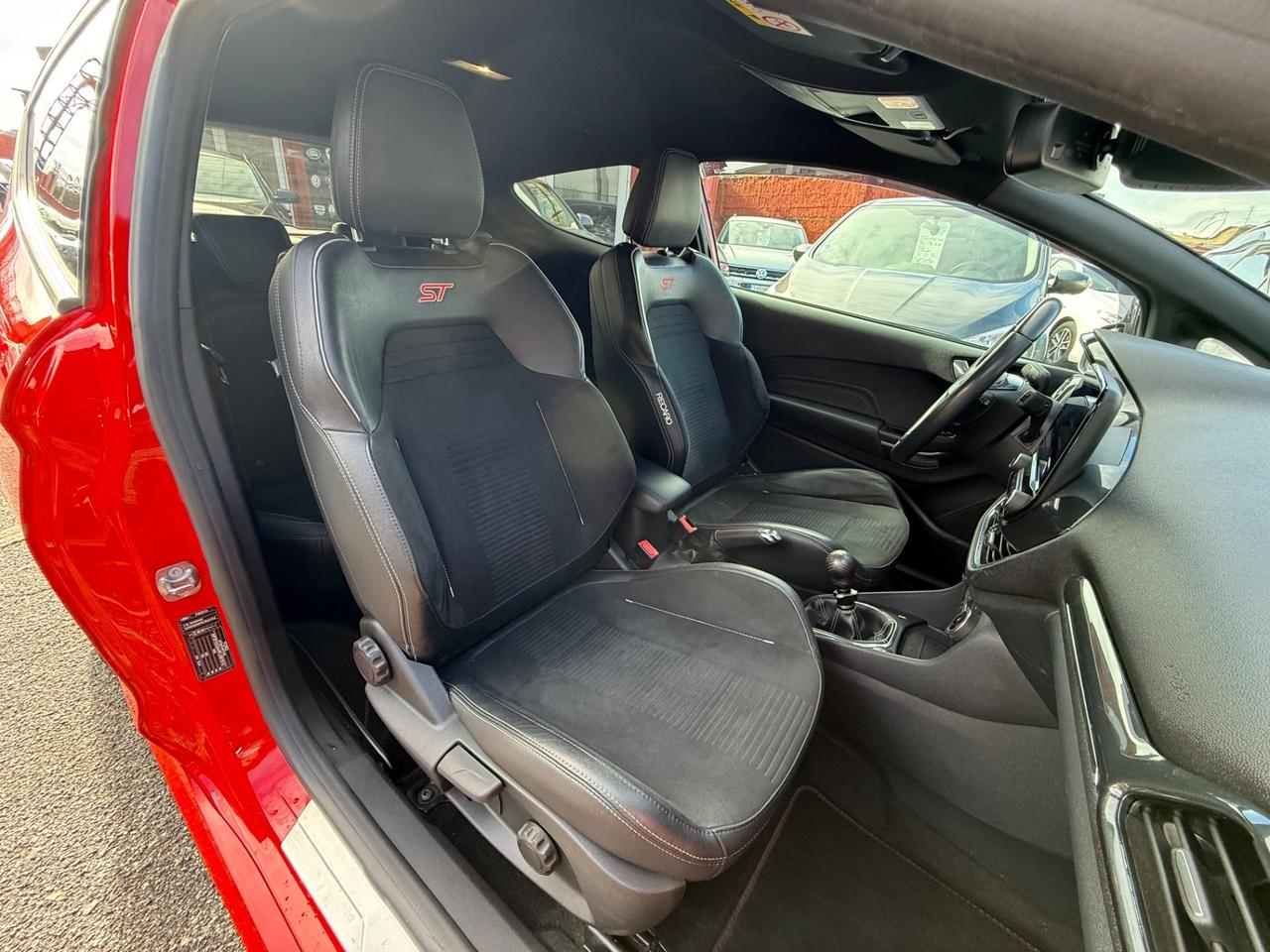 Fiesta ST 1.6 ( ( 200 CV )) -unipro-rate-garanzia