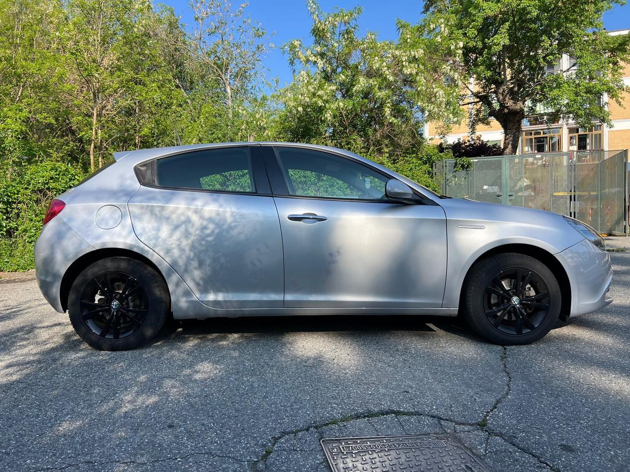 Alfa Romeo Giulietta Distinctive 1.4 Turbo LPG