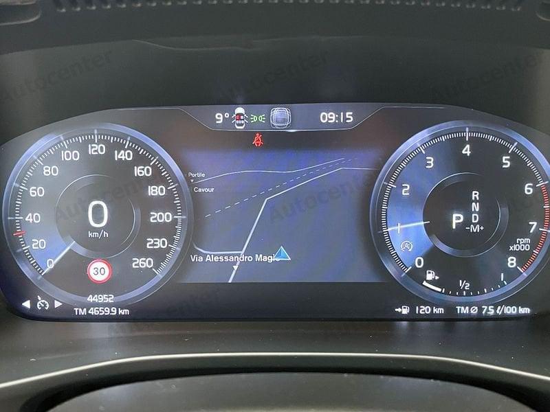 Volvo XC40 XC40 T2 129CV AUT CORE **AUTOCARRO N1**