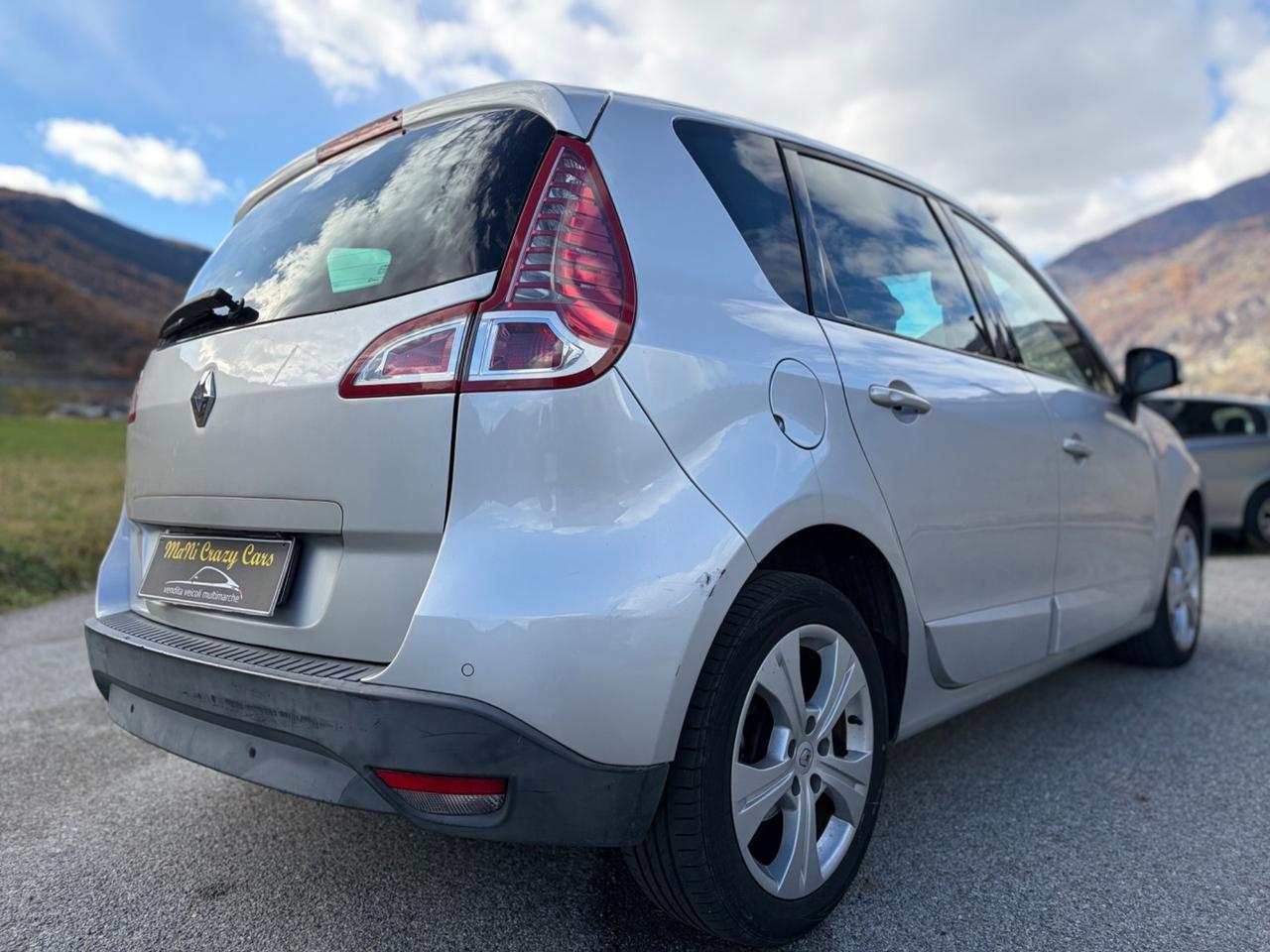 Renault Scenic X-Mod 1.9 dCi 130CV Luxe