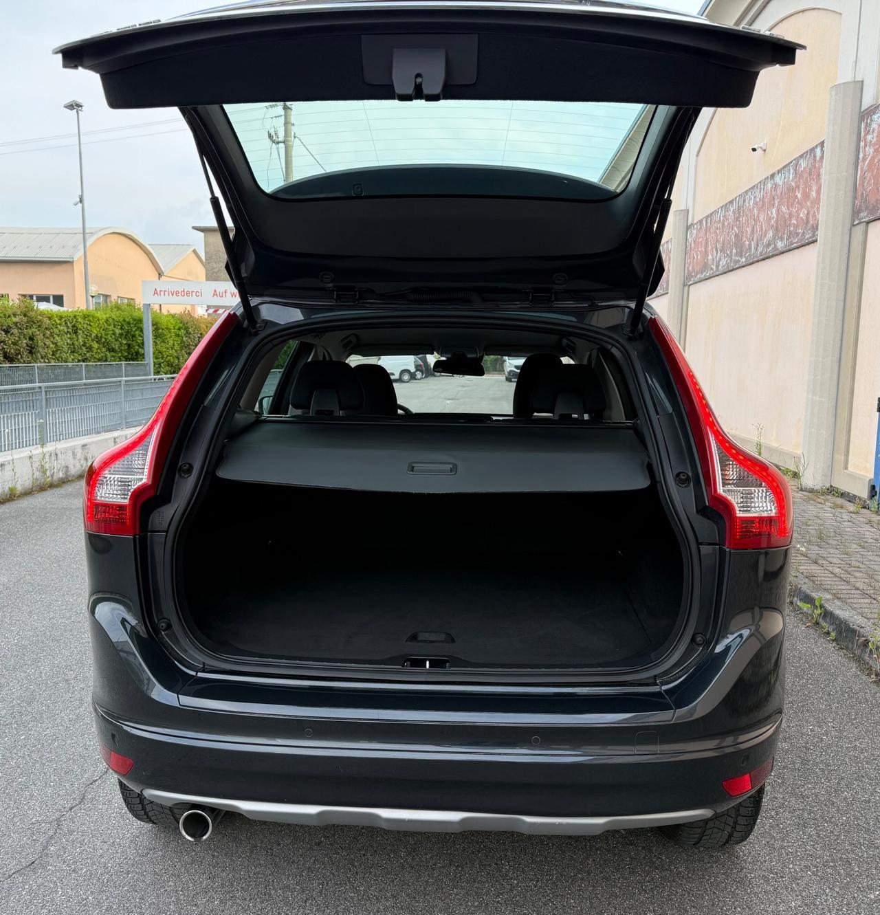 Volvo XC 60 XC60 D3 Geartronic Momentum