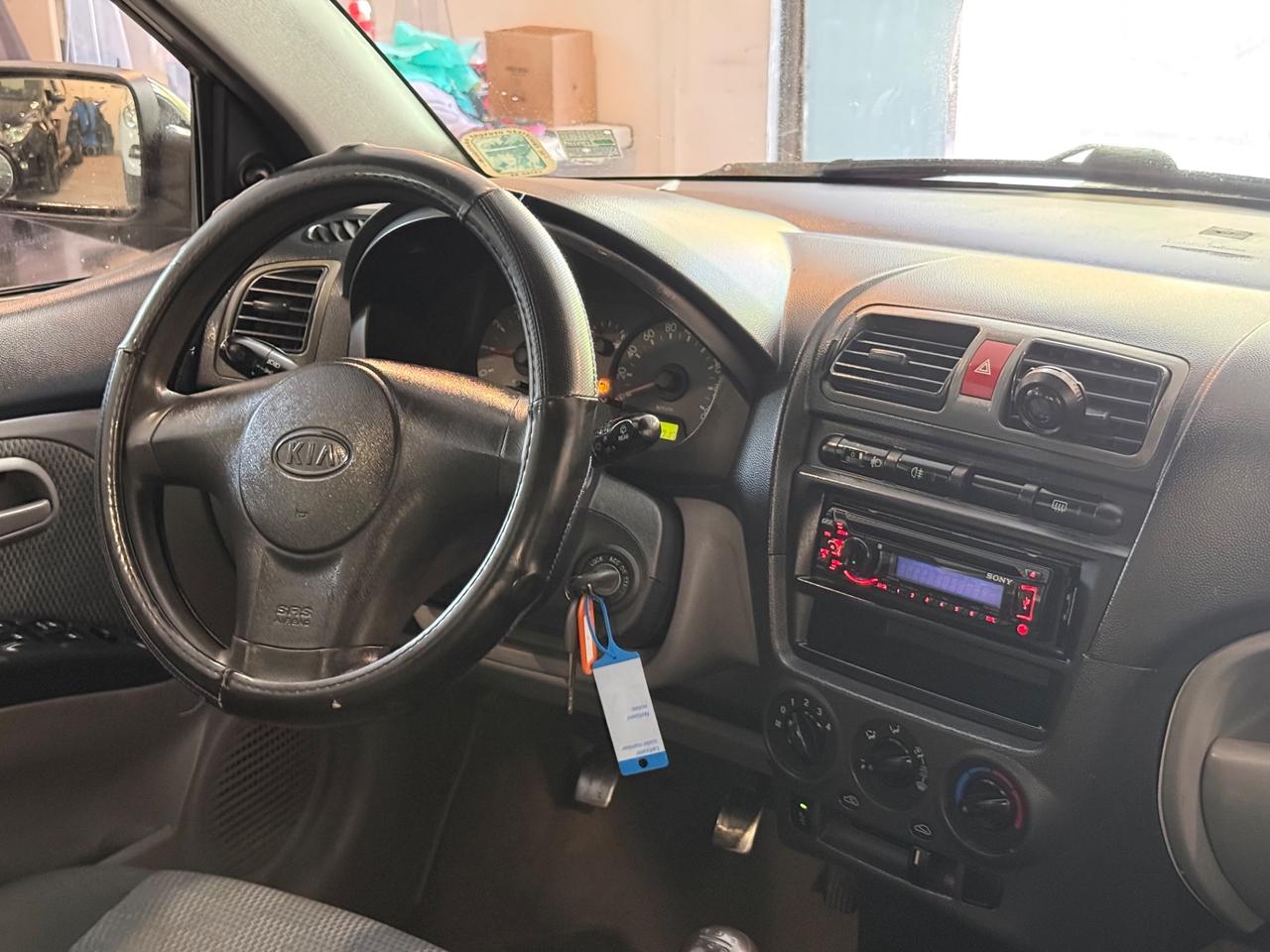 Kia Picanto 1.1 BENZINA NEOPATENTATI
