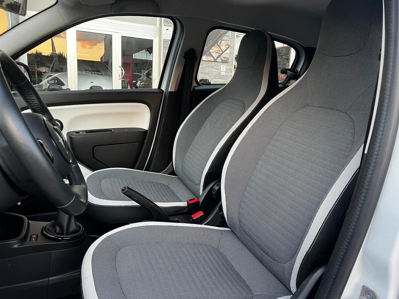 Renault Twingo SCe 65 CV Intens- 2021- LED