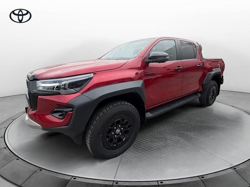 Toyota Hilux 2.8 D-4D A/T 4WD 4 porte Double Cab GR SPORT