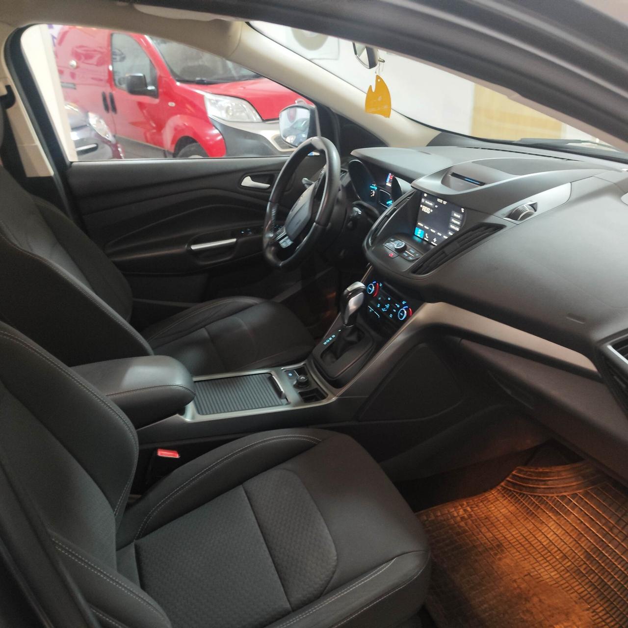 Ford Kuga 1.5 TDCI 120 CV S&S 2WD Plus automatico (12 mesi di garanzia)