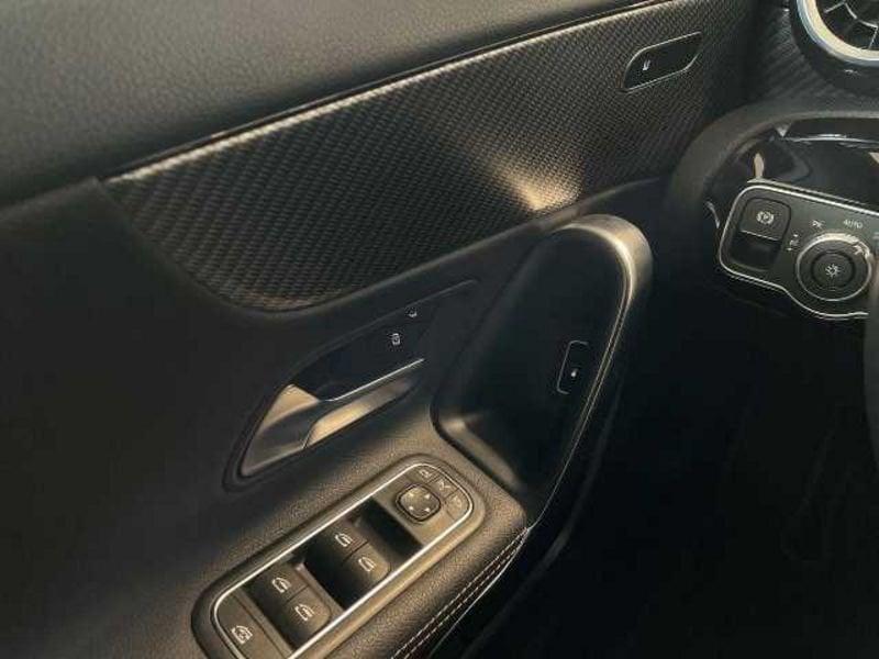 Mercedes-Benz Classe A - W177 2023 A 250 e phev Progressive Advanced auto