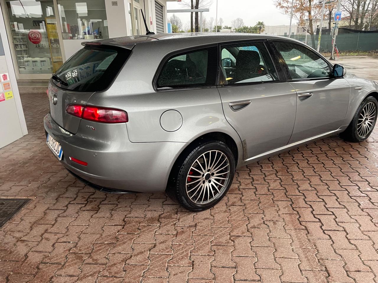 Alfa Romeo 159 1.9 JTDm 150CV Sportwagon Progression