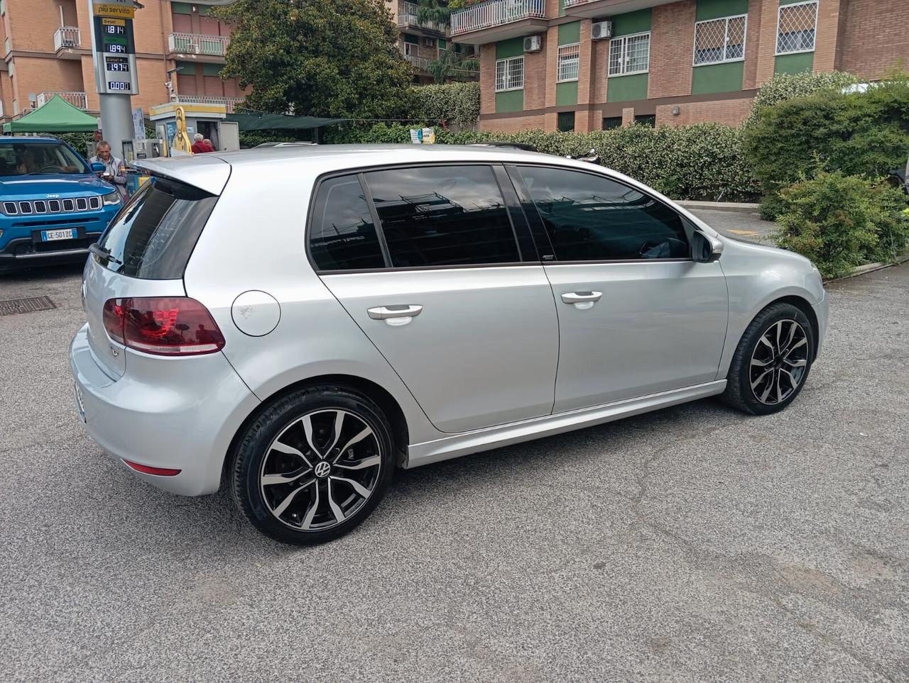 Volkswagen Golf 1.6 TDI DPF 5p. Sport