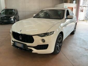 Maserati Levante V6 Diesel 275 CV AWD Granlusso