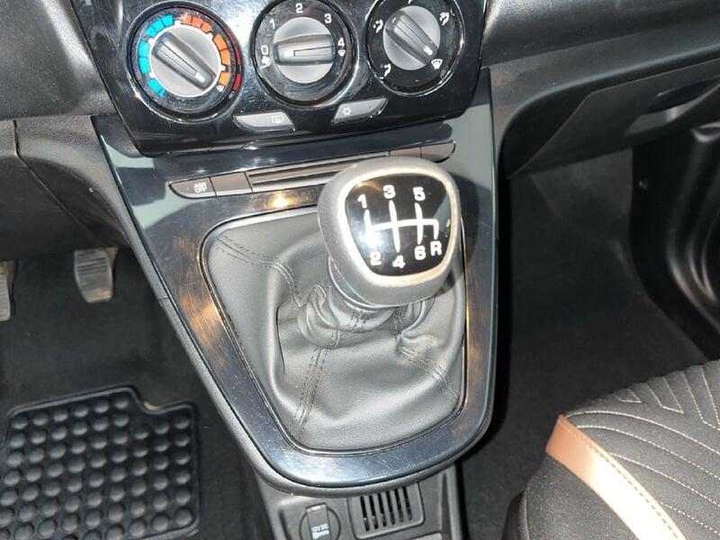 Lancia Ypsilon III 2021 1.0 firefly hybrid Gold s&s 70cv