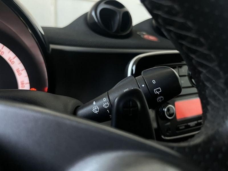 smart forfour Forfour 1.0 Passion 71cv twinamic my18 TUA DA 149,00 EURO AL MESE