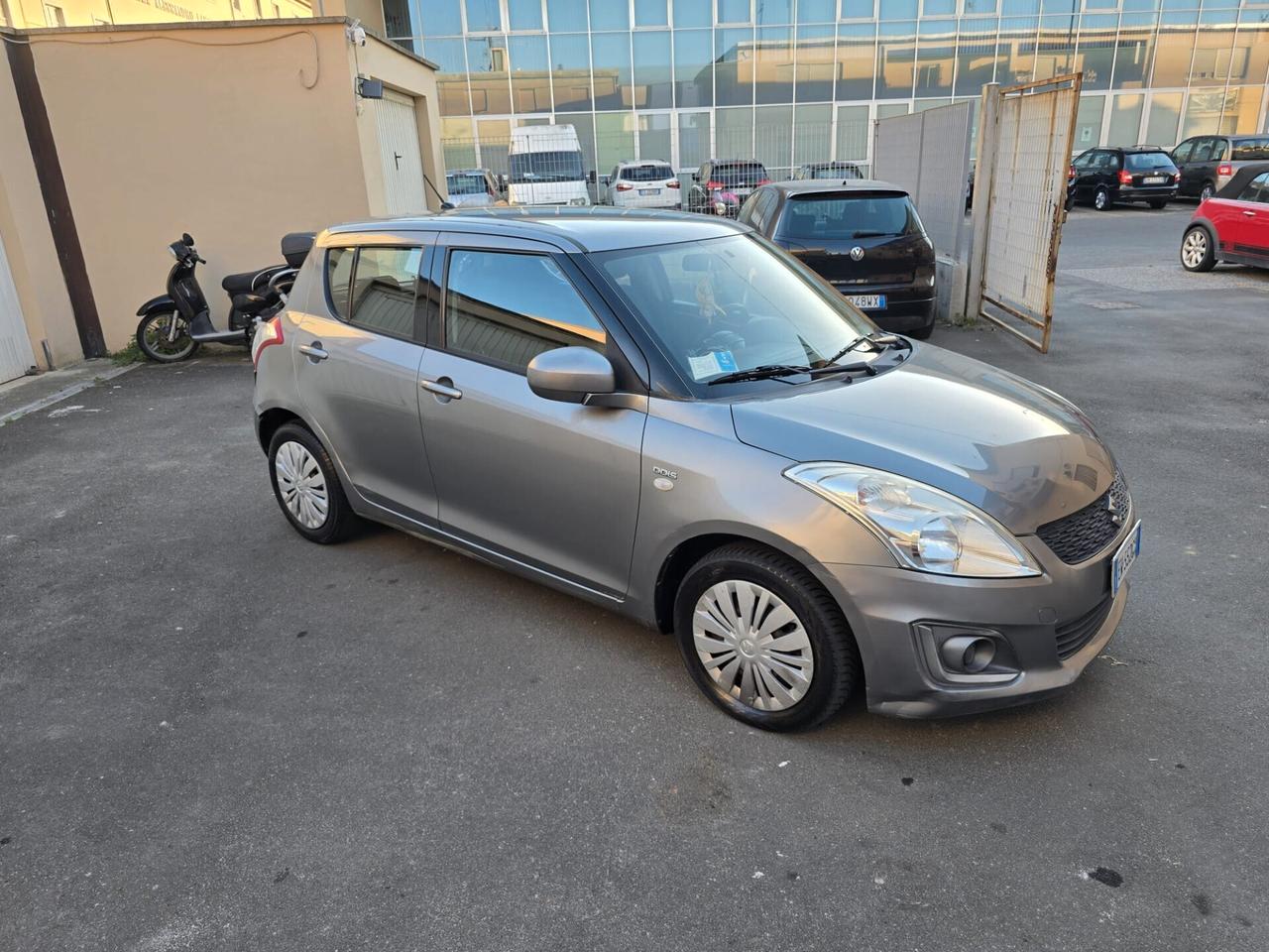 Suzuki Swift 1.3 DDiS 5 porte B-Cool Bi-Color