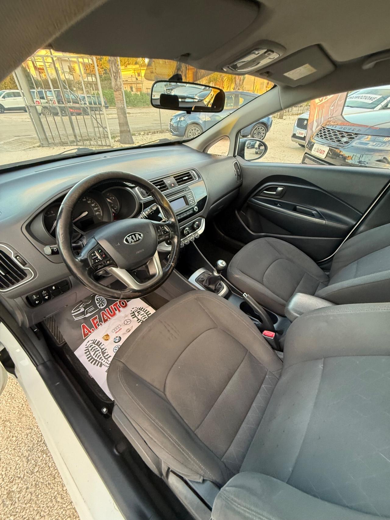 Kia Rio 1.2 CVVT 5p. Cool