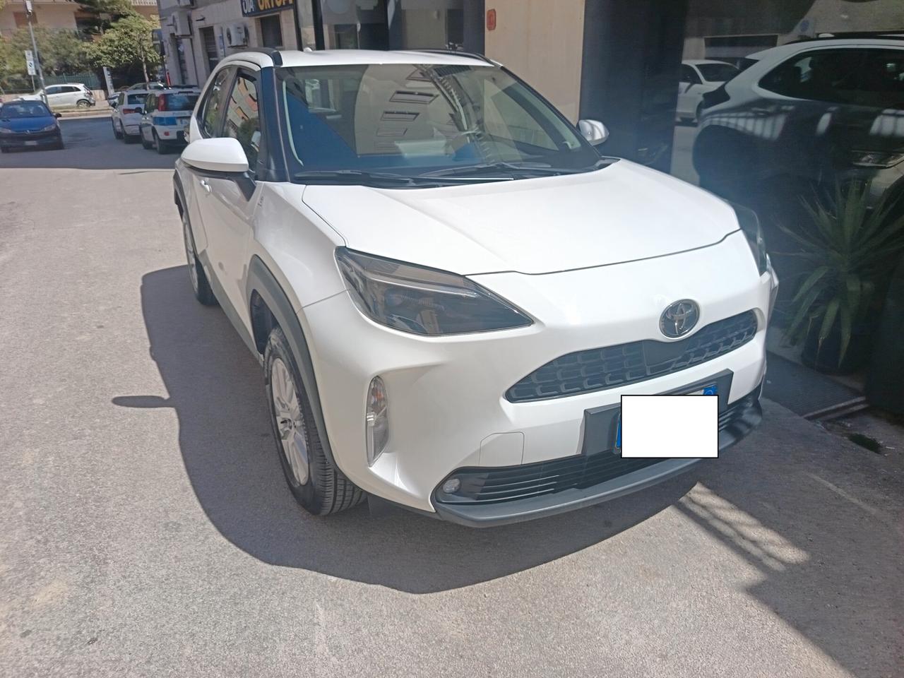 Toyota Yaris Cross 1.5 Full Hybrid 5p. km 32000