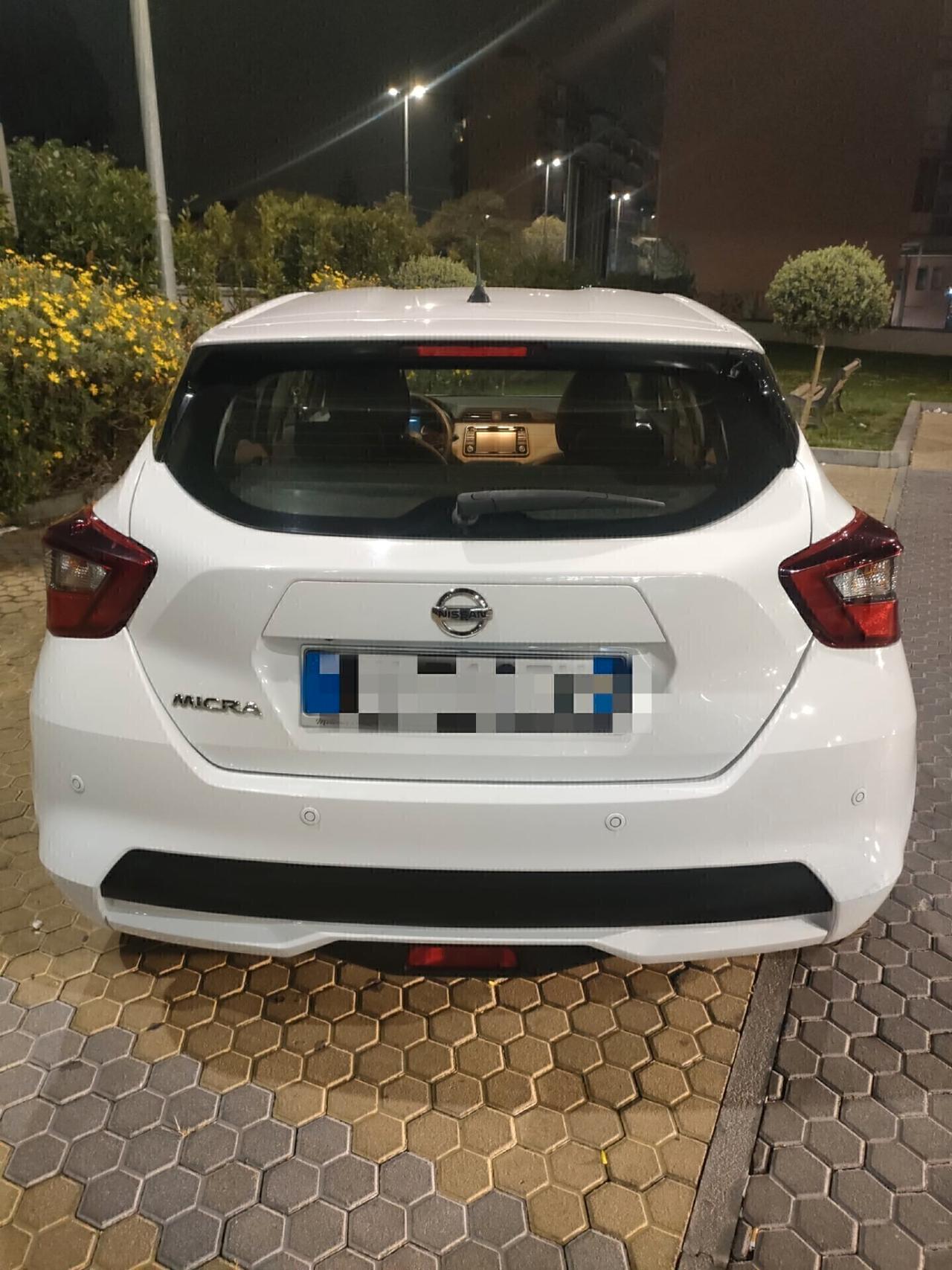 Nissan Micra 1.0 Benzina