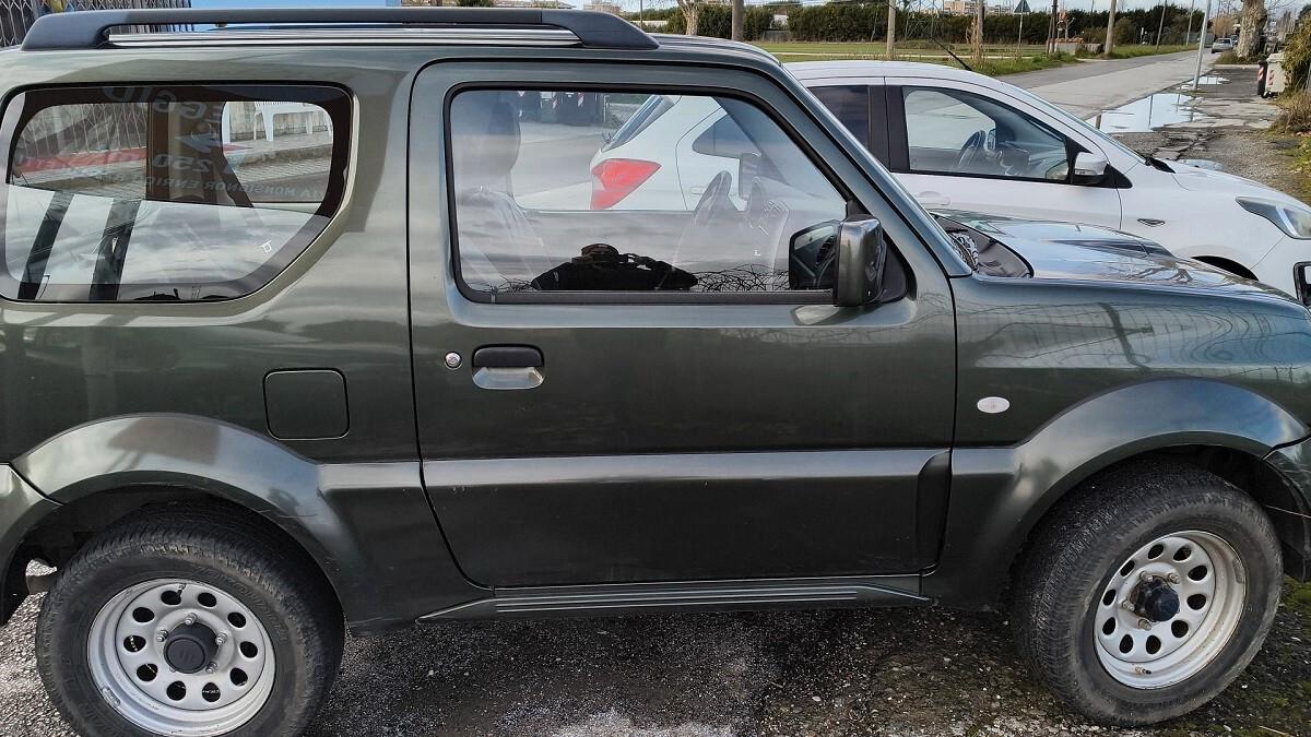 Suzuki Jimny 1.3 4WD Evolution Plus