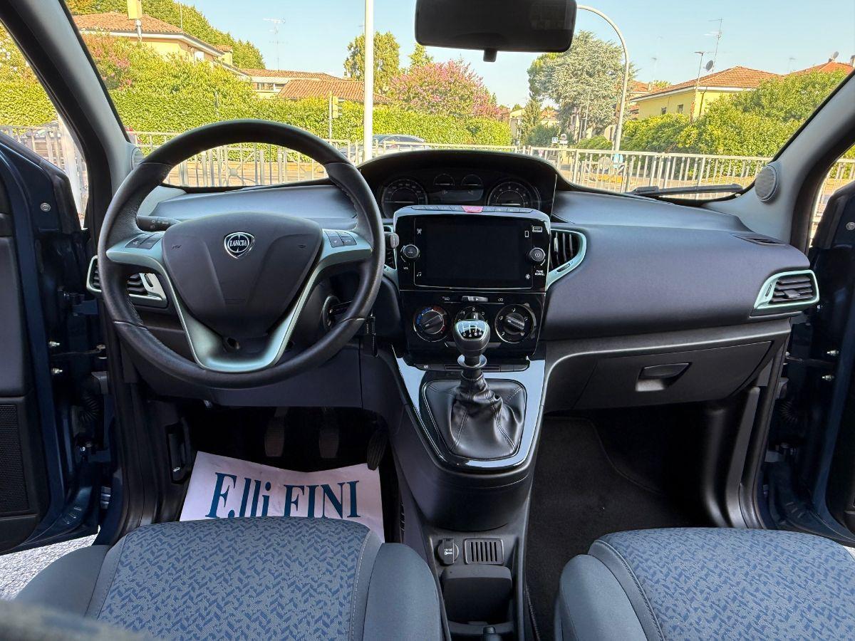 LANCIA - Ypsilon - 1.0 FireFly 5p.S&S Hybryd Gold